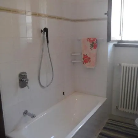Village House Apartment *