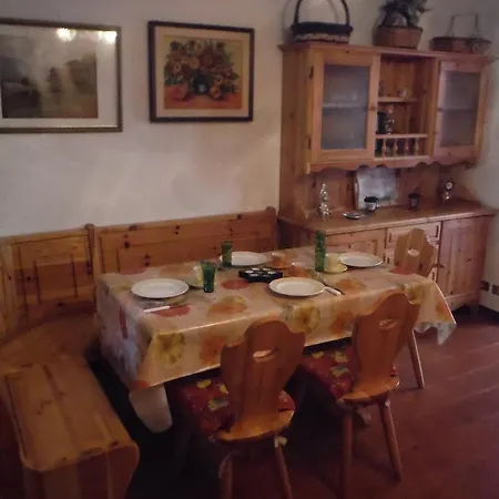 Apartment Village House Gravedona
